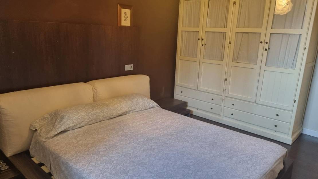 Venta - Commercial property - Alicante - Alicante Centro