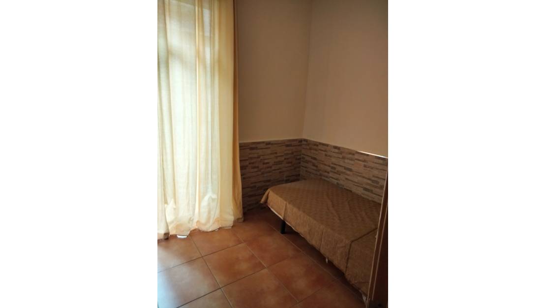 Venta - Commercial property - Alicante - Alicante Centro