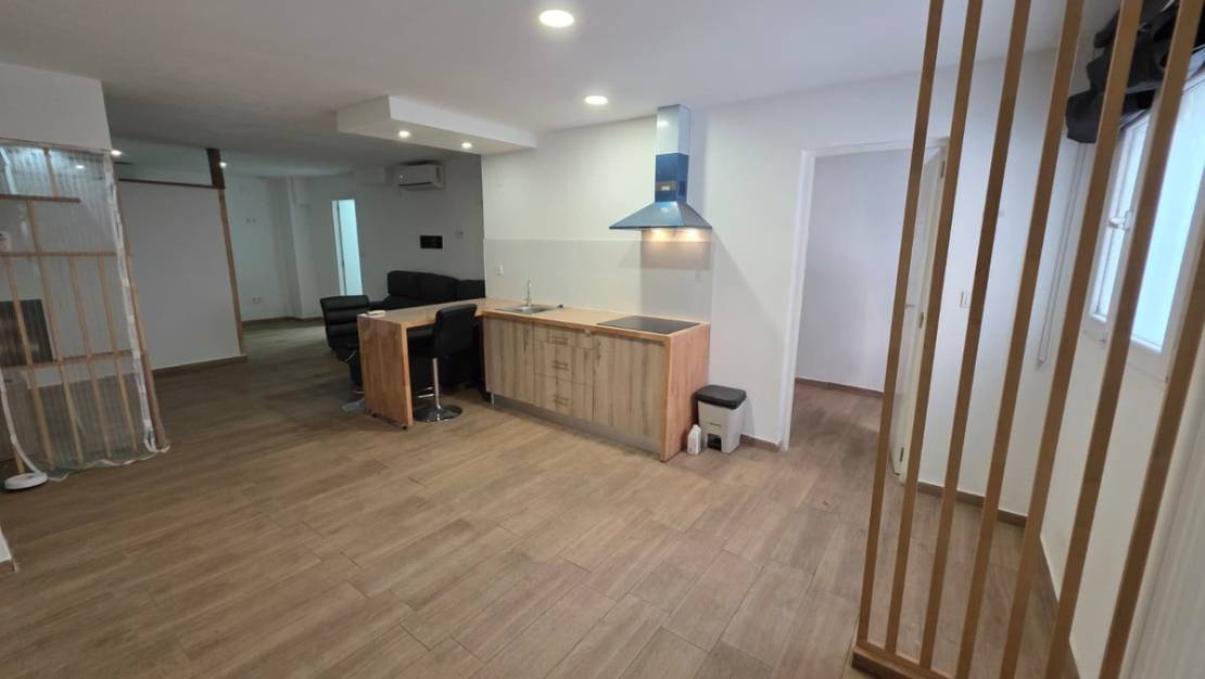 Venta - Commercial property - Alicante - Alicante Centro