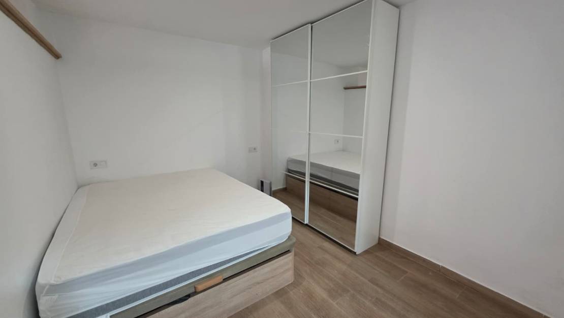 Venta - Commercial property - Alicante - Alicante Centro