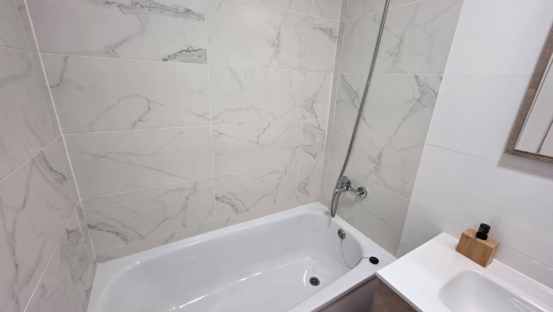 Venta - Commercial property - Alicante - Alicante Centro