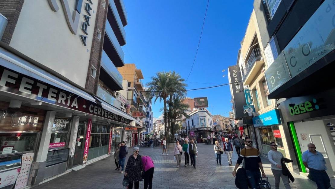 Venta - Commercial property - Benidorm - Benidorm Centro