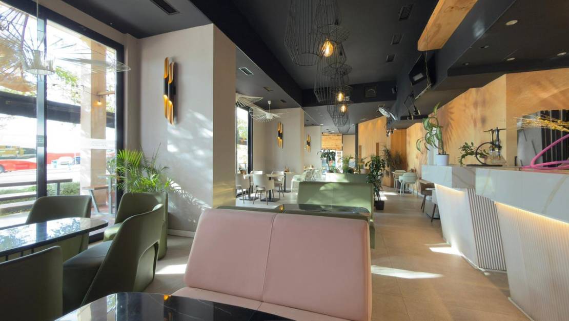 Venta - Commercial property - Benidorm - Benidorm Centro