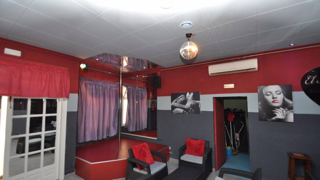 Venta - Commercial property - Calpe - Calpe Centro