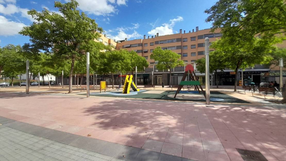 Venta - Commercial property - Elche - Elche Centro