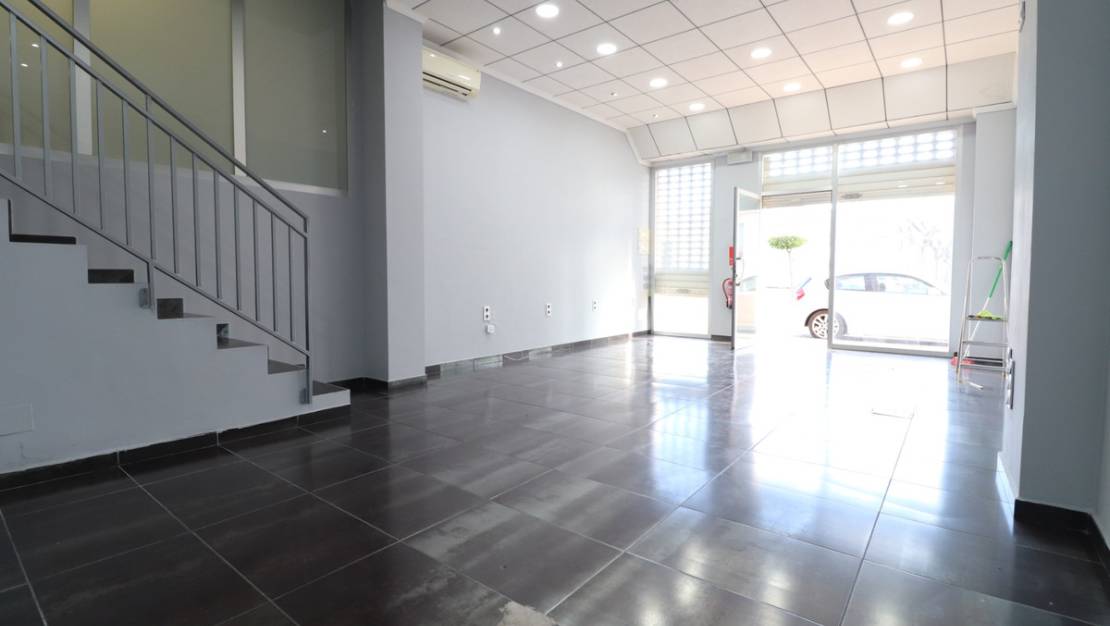 Venta - Commercial property - Formentera del Segura - Formentera del Segura Centro