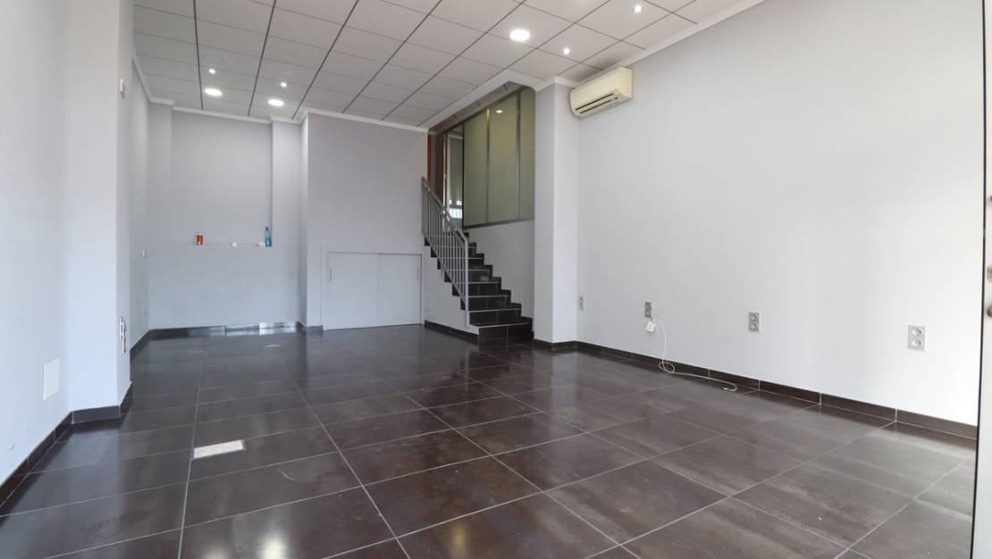 Venta - Commercial property - Formentera del Segura - Formentera del Segura Centro