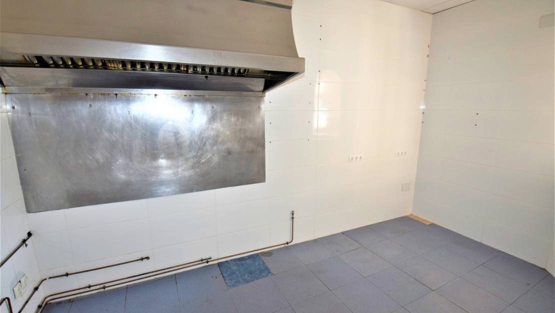 Venta - Commercial property - Guardamar del Segura - Guardamar del Segura Centro