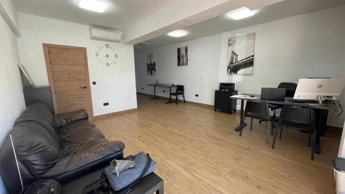 Venta - Commercial property - Guardamar del Segura - Guardamar del Segura Centro