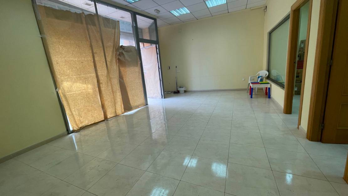 Venta - Commercial property - Guardamar del Segura - Guardamar del Segura Centro
