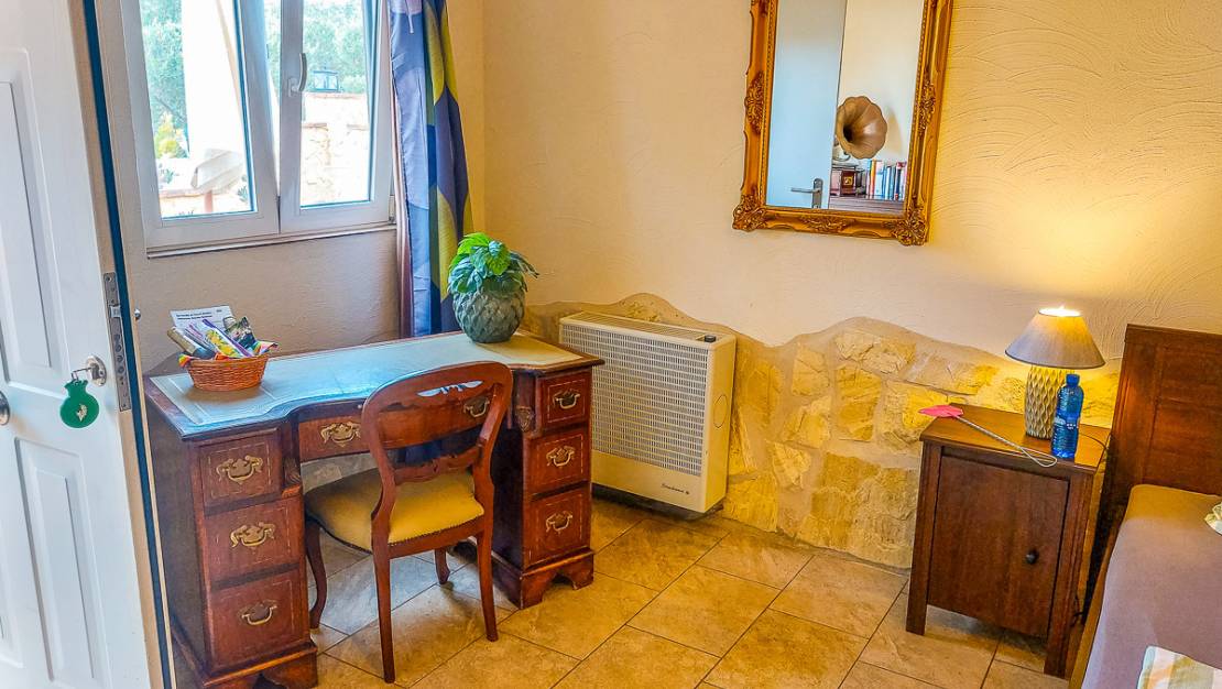 Venta - Commercial property - Hondón de las Nieves - Hondón de las Nieves Centro