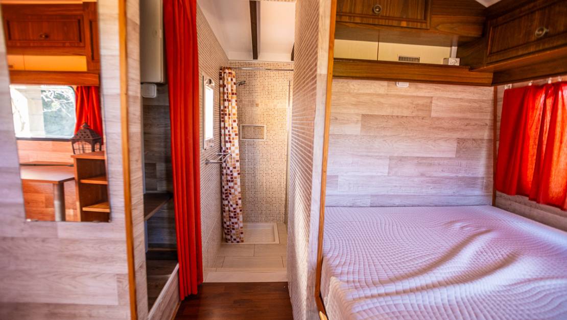 Venta - Commercial property - Hondón de las Nieves - Hondón de las Nieves Centro