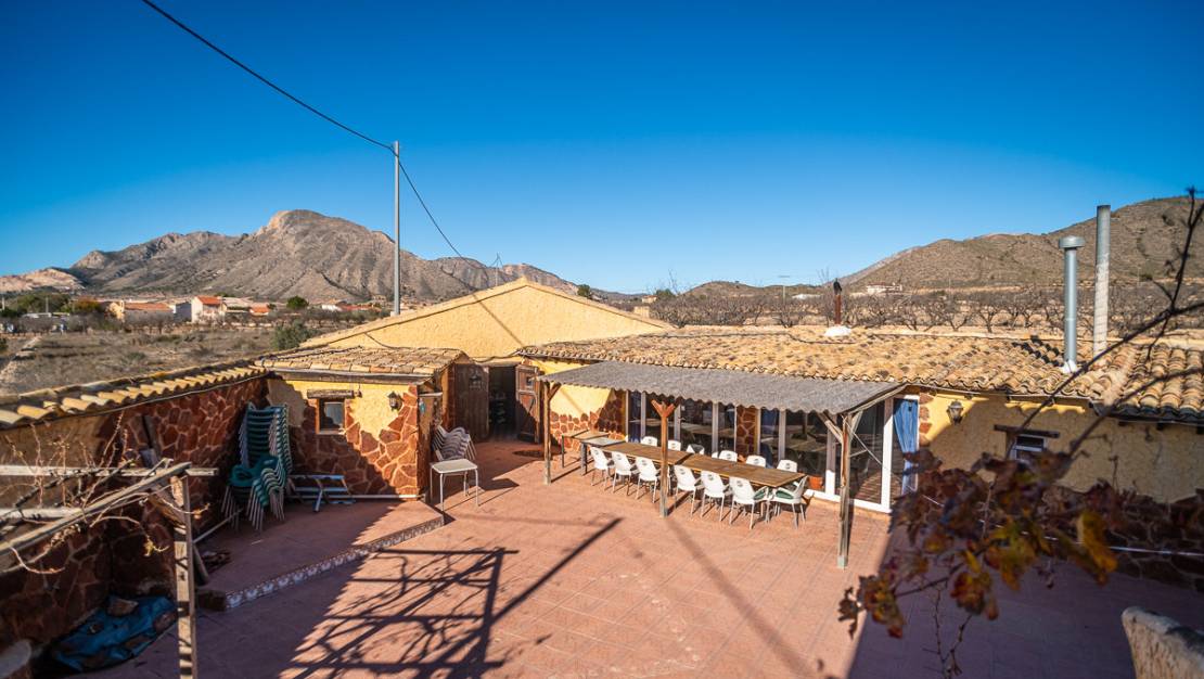 Venta - Commercial property - Hondón de las Nieves - Hondón de las Nieves Centro