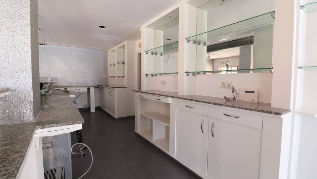 Venta - Commercial property - Los Montesinos - La Marquesa