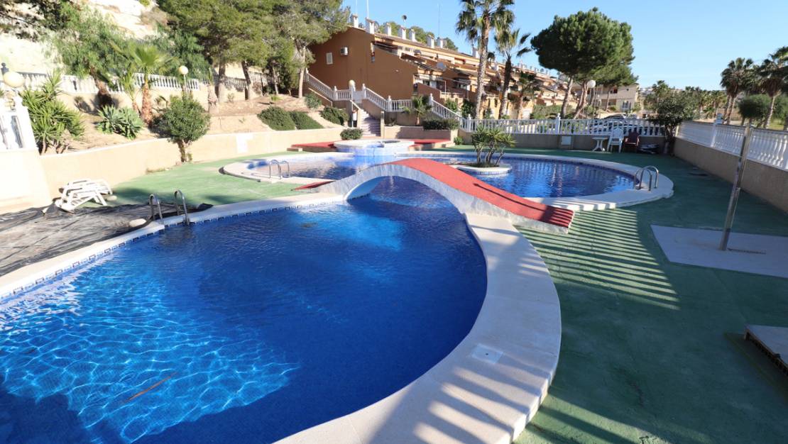 Venta - Commercial property - Los Montesinos - La Marquesa