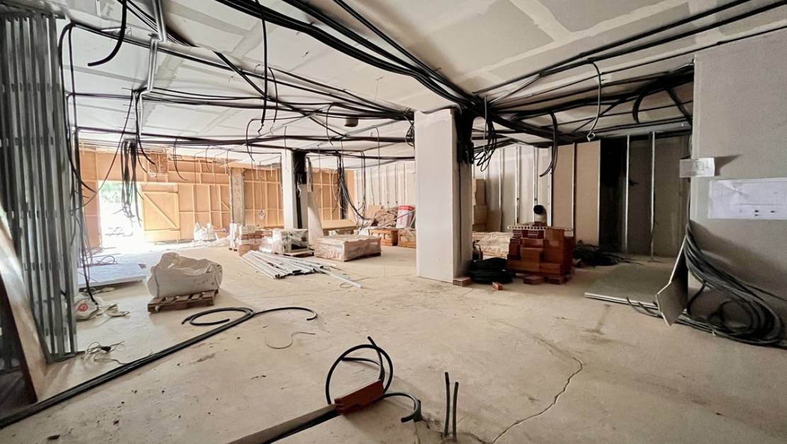 Venta - Commercial property - Orihuela - La Zenia