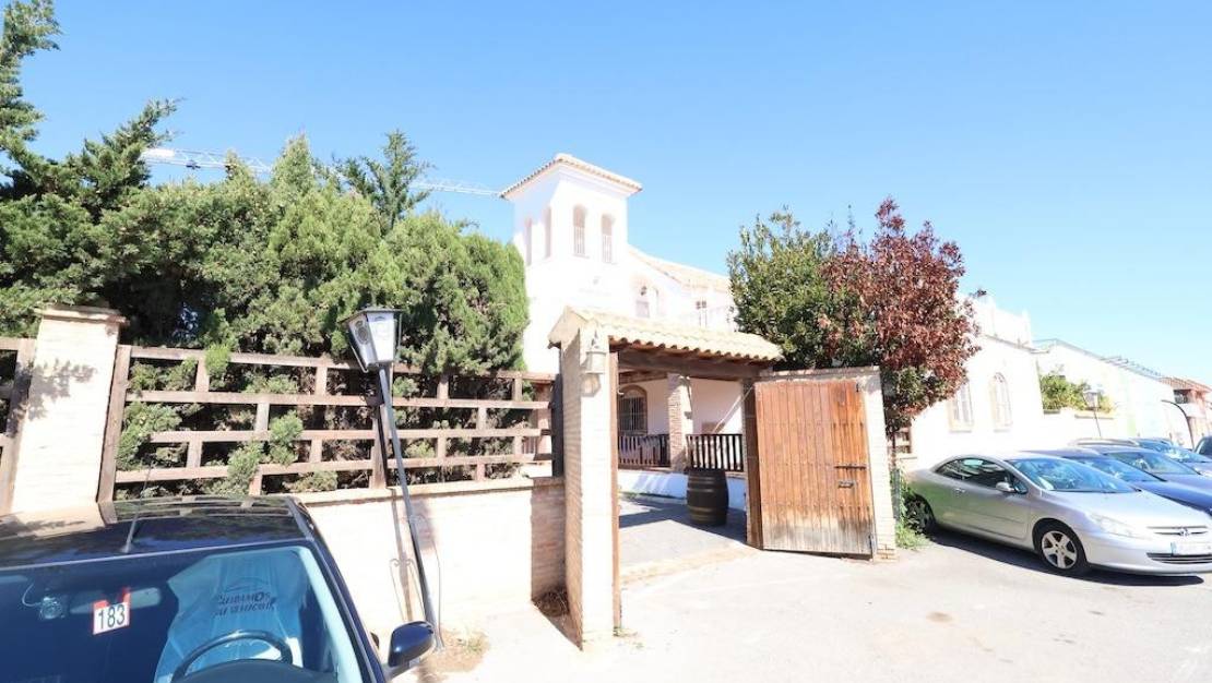 Venta - Commercial property - Orihuela - La Zenia