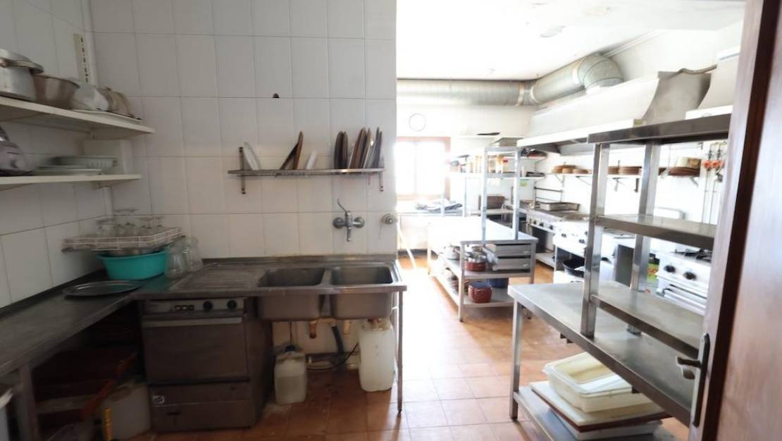 Venta - Commercial property - Orihuela - La Zenia