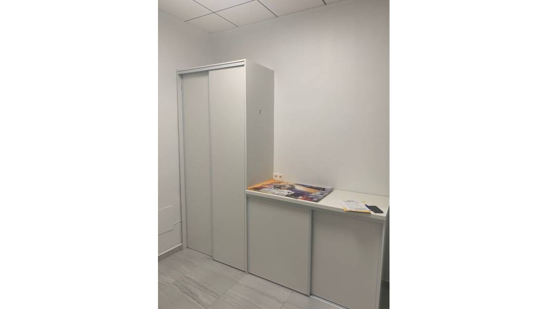 Venta - Commercial property - Orihuela - La Zenia