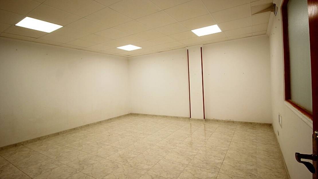 Venta - Commercial property - Orihuela - La Zenia