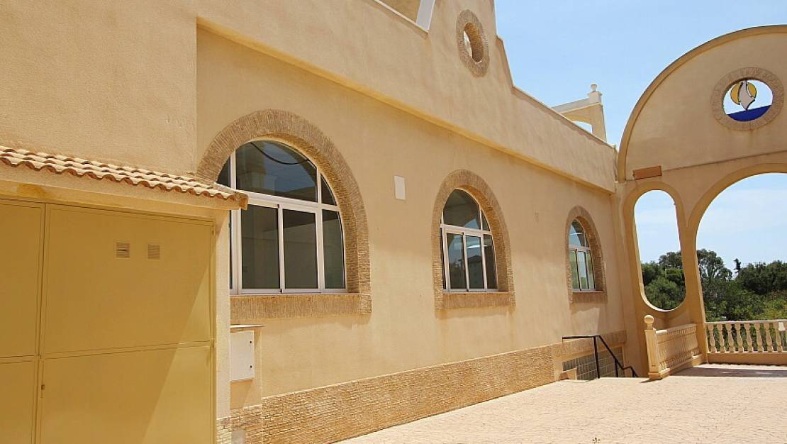Venta - Commercial property - Orihuela - La Zenia