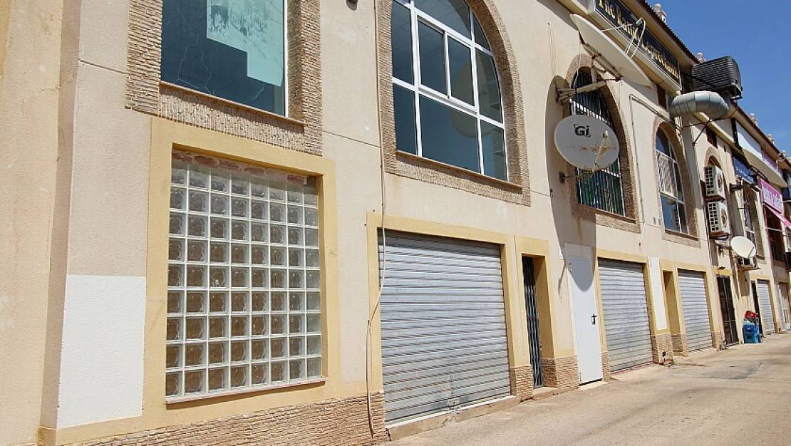 Venta - Commercial property - Orihuela - La Zenia