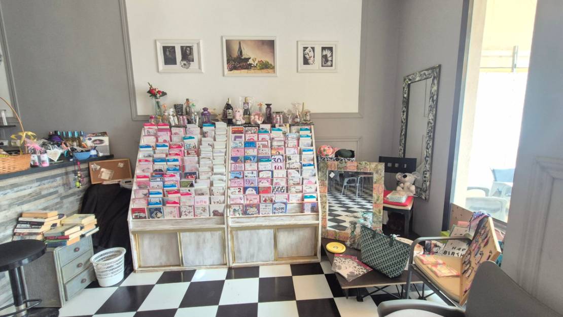 Venta - Commercial property - Orihuela - La Zenia