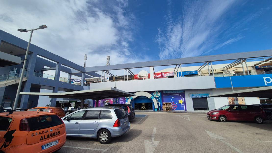 Venta - Commercial property - Orihuela - La Zenia