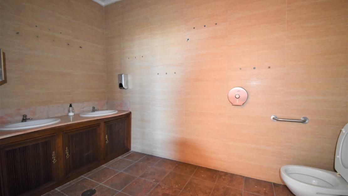 Venta - Commercial property - Orihuela - Los Dolses