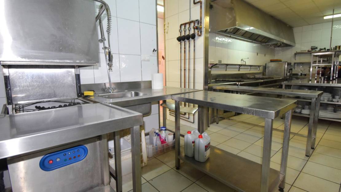 Venta - Commercial property - Orihuela - Los Dolses