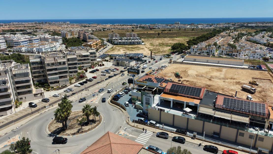 Venta - Commercial property - Orihuela - Los Dolses