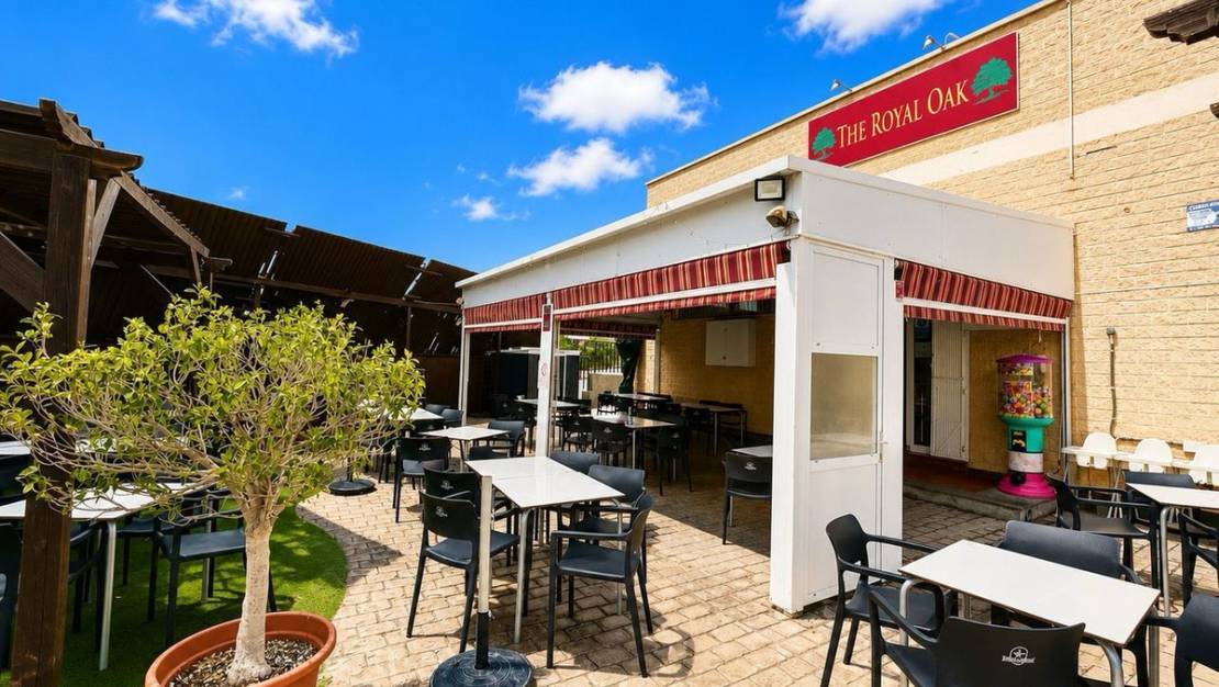 Venta - Commercial property - Orihuela - Villamartin