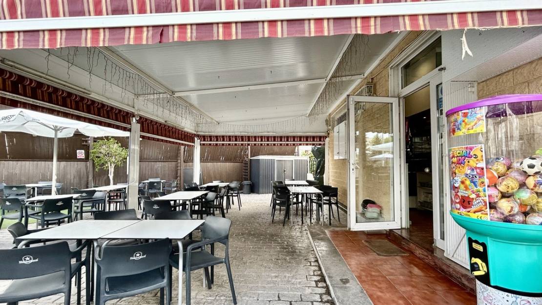 Venta - Commercial property - Orihuela - Villamartin