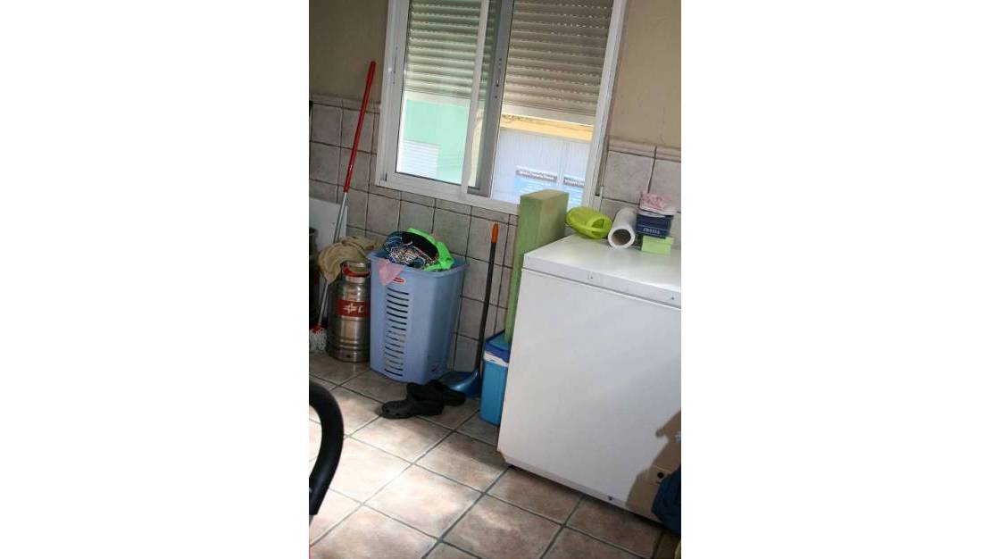 Venta - Commercial property - Pinoso - Pinoso Centro