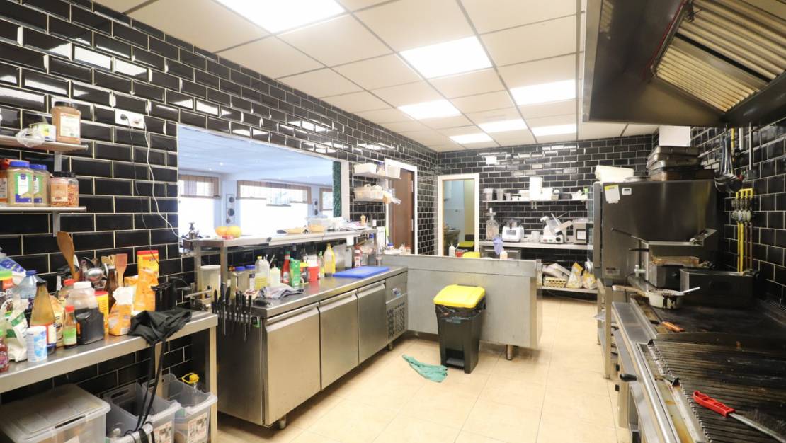 Venta - Commercial property - Rojales - Ciudad Quesada