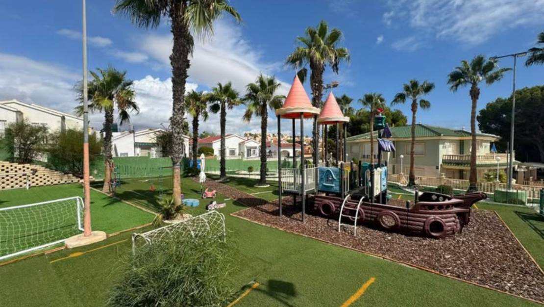 Venta - Commercial property - San Fulgencio - San Fulgencio Centro