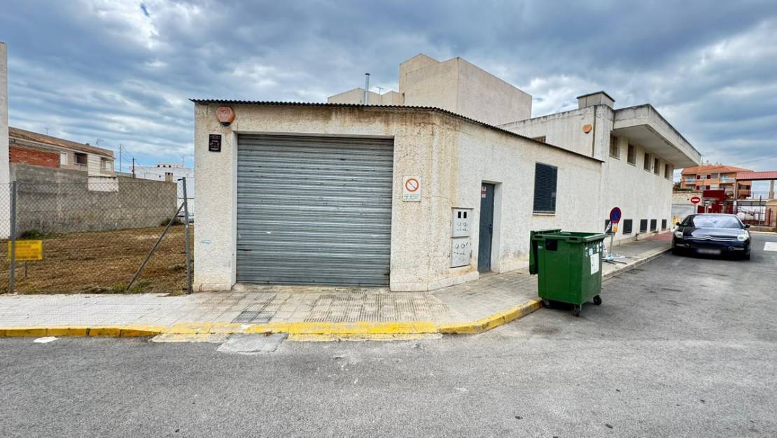 Venta - Commercial property - San Miguel de Salinas - San Miguel de Salinas Centro