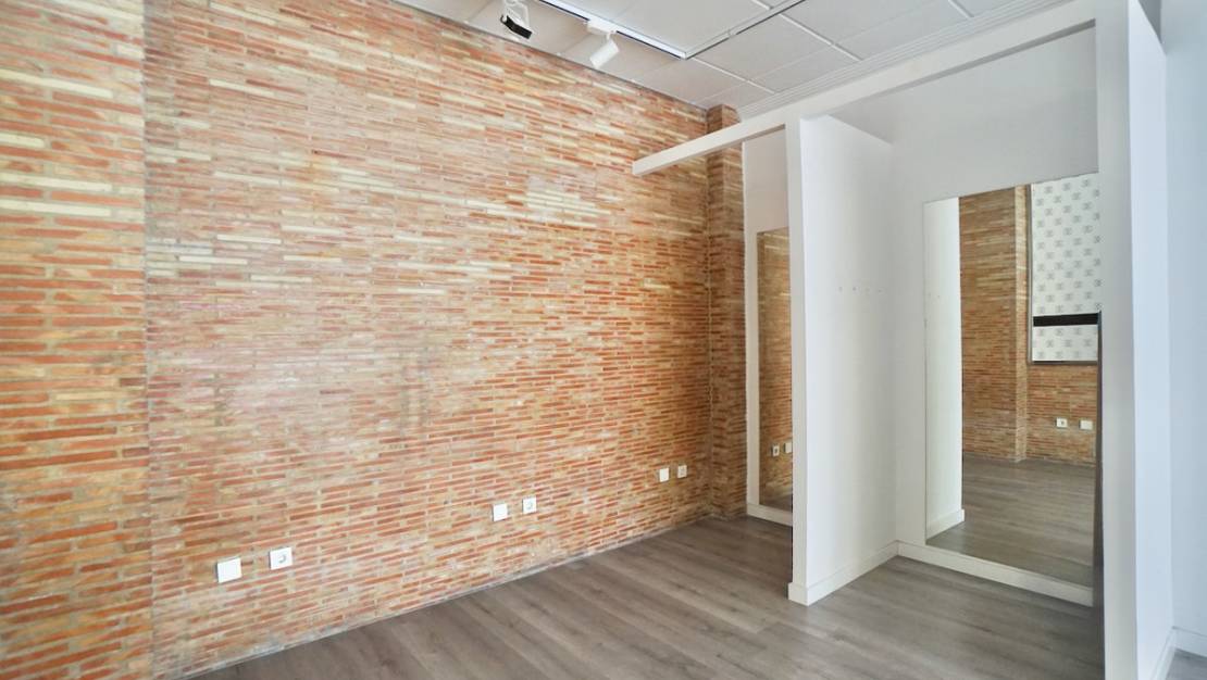 Venta - Commercial property - Teulada - Moraira