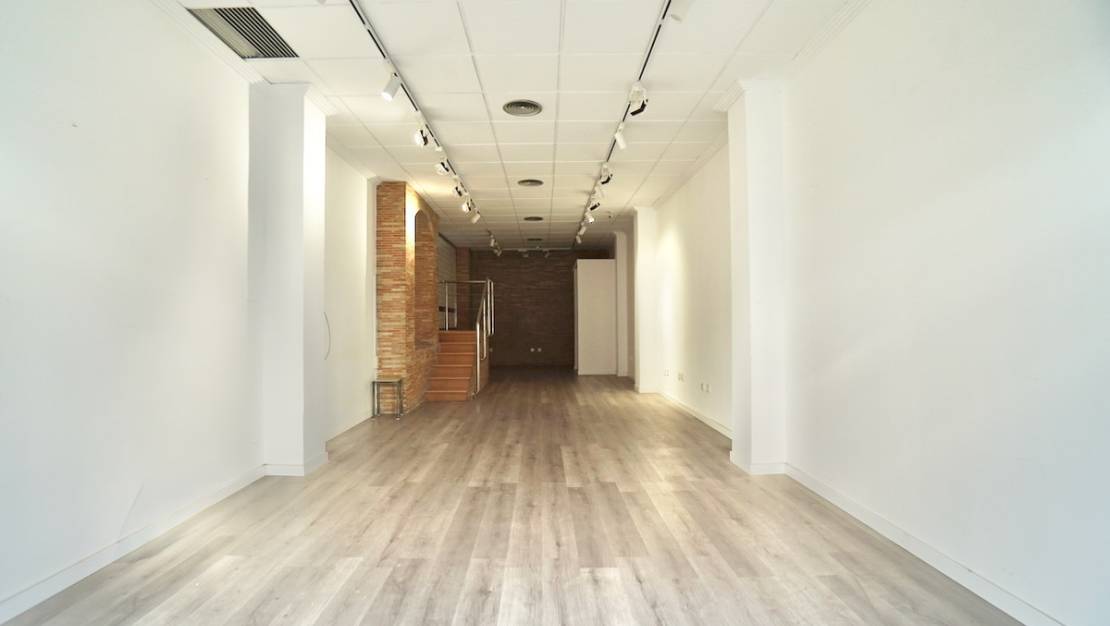 Venta - Commercial property - Teulada - Moraira