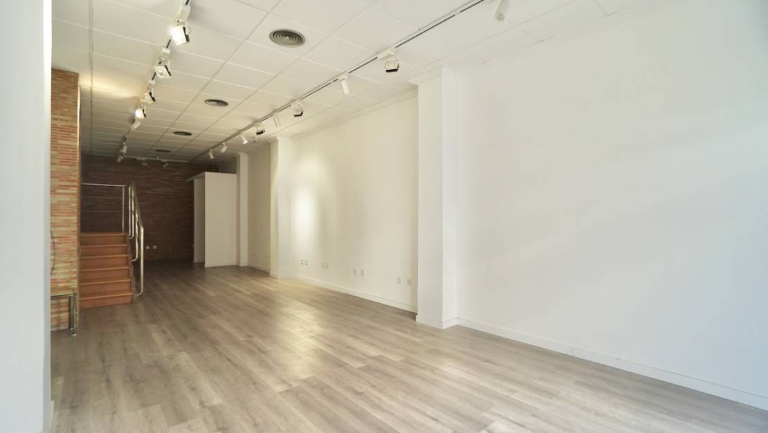 Venta - Commercial property - Teulada - Moraira