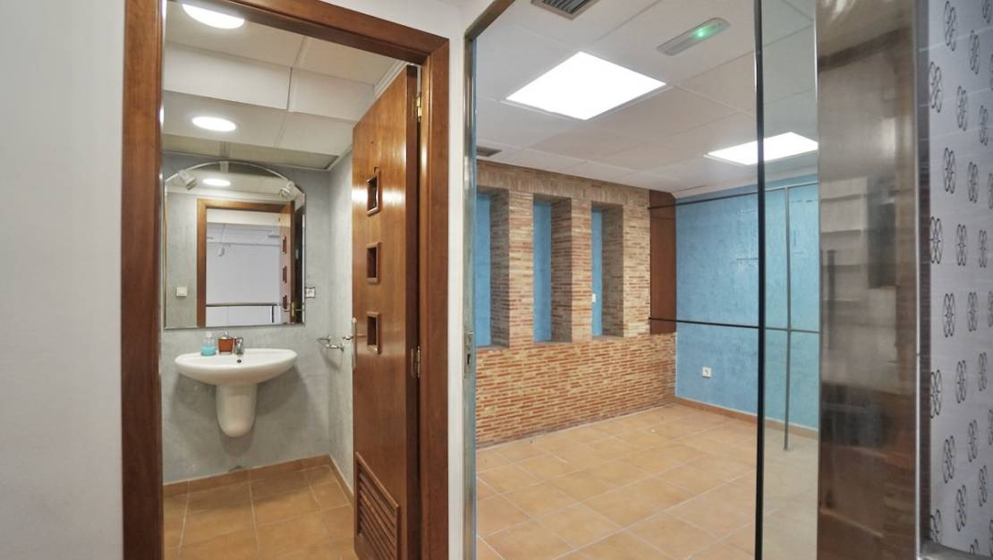 Venta - Commercial property - Teulada - Moraira