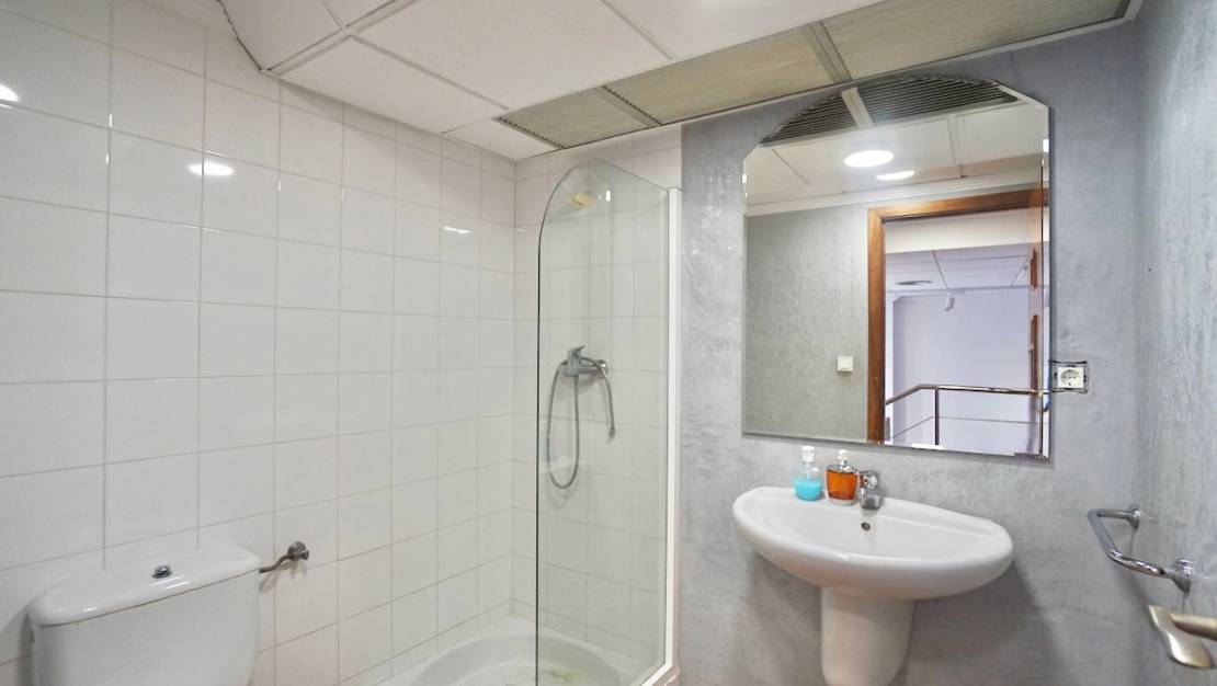 Venta - Commercial property - Teulada - Moraira