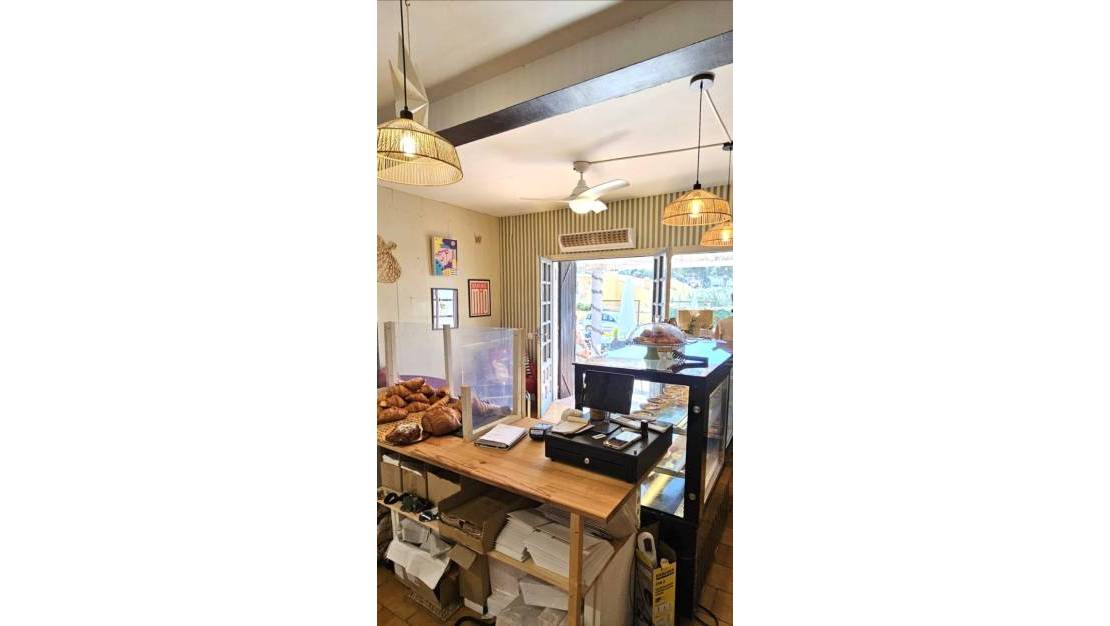 Venta - Commercial property - Teulada - Teulada Centro