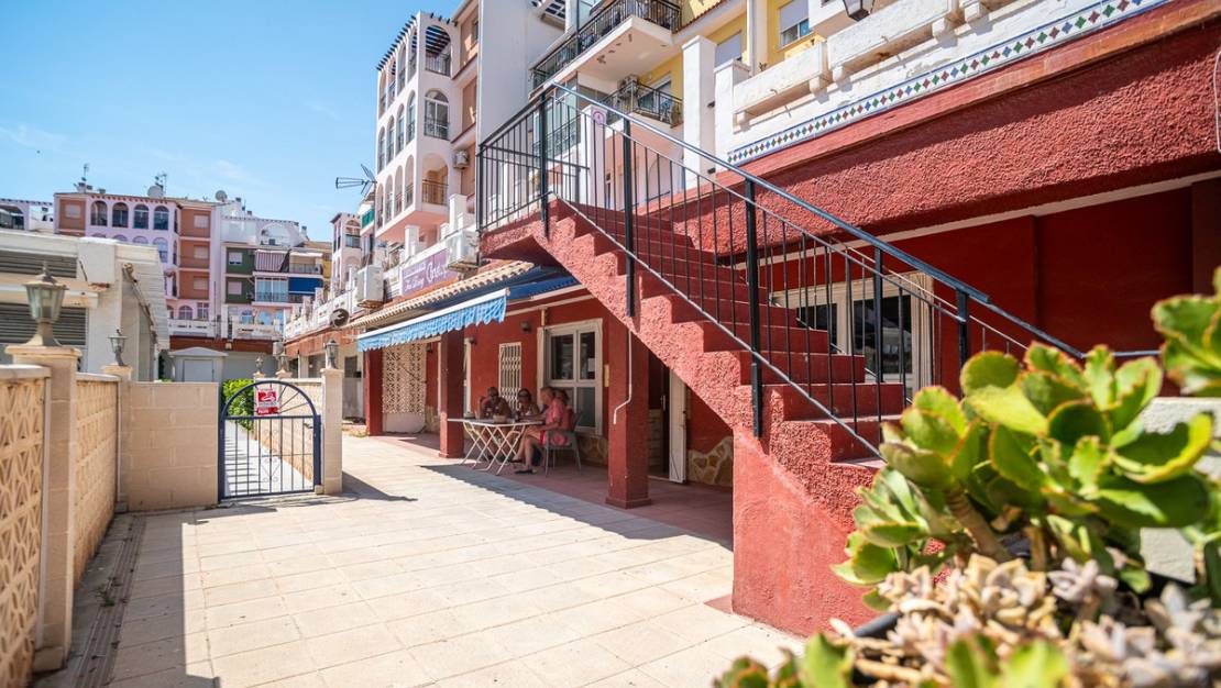 Venta - Commercial property - Torrevieja - La Veleta