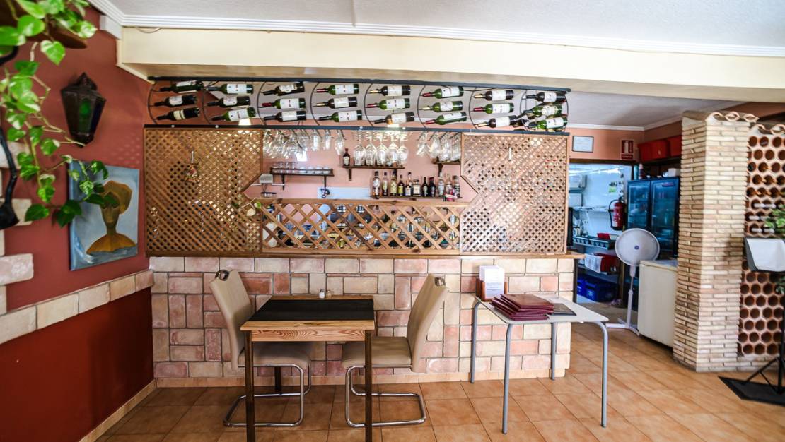 Venta - Commercial property - Torrevieja - La Veleta