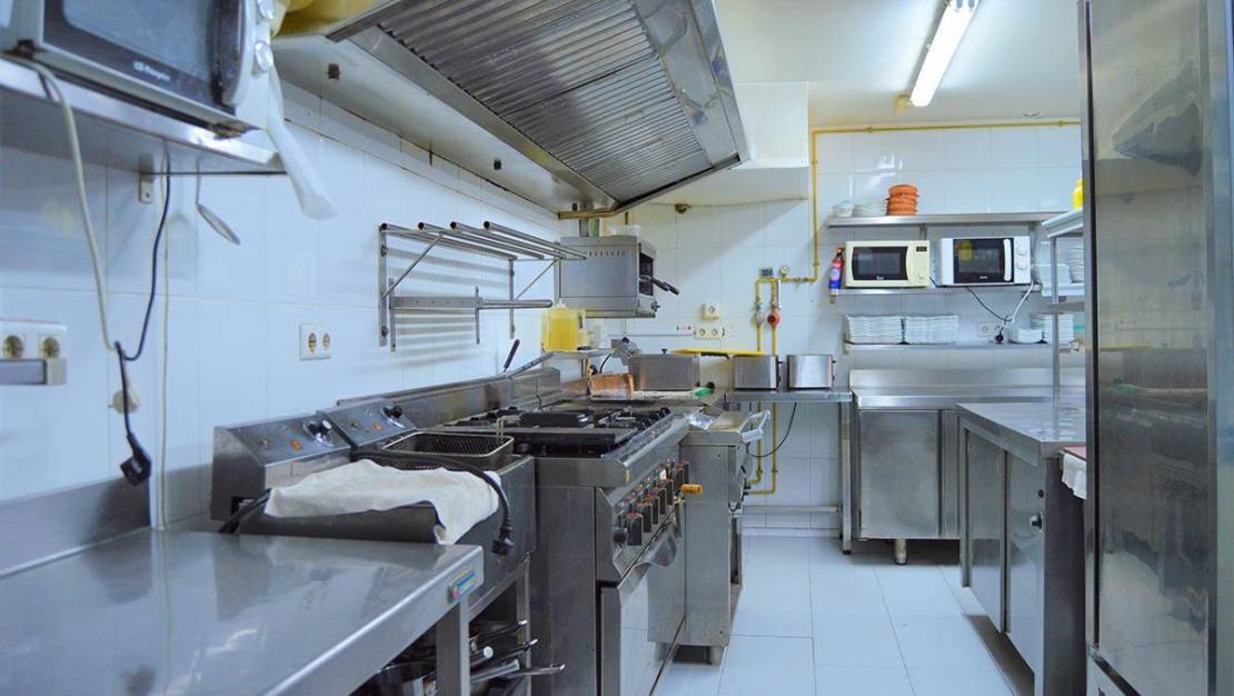 Venta - Commercial property - Torrevieja - La Veleta