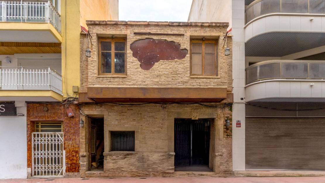 Venta - Commercial property - Torrevieja - Playa del Cura