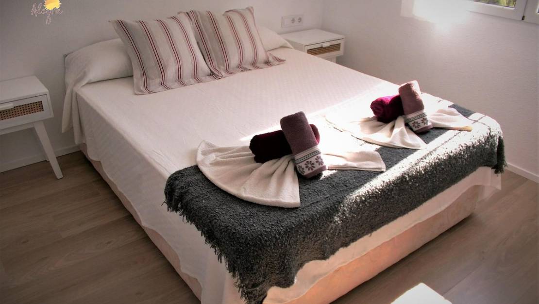 Venta - Commercial property - Torrevieja - Torrevieja Centro