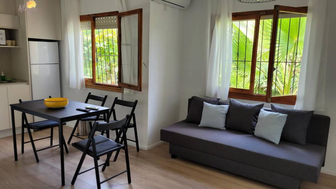 Venta - Commercial property - Torrevieja - Torrevieja Centro