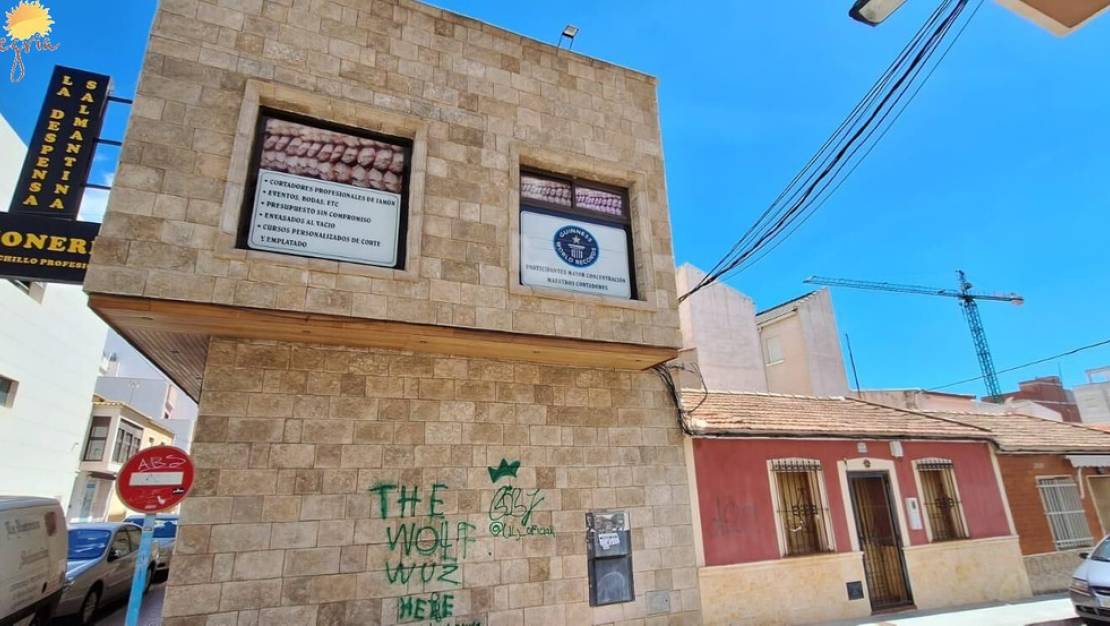 Venta - Commercial property - Torrevieja - Torrevieja Centro